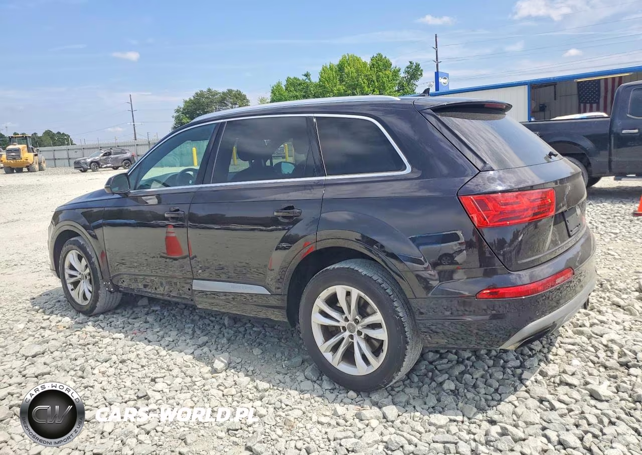 2017 Audi Q7 Premium Plus VIN:WA1LAAF78HD010097 - 2