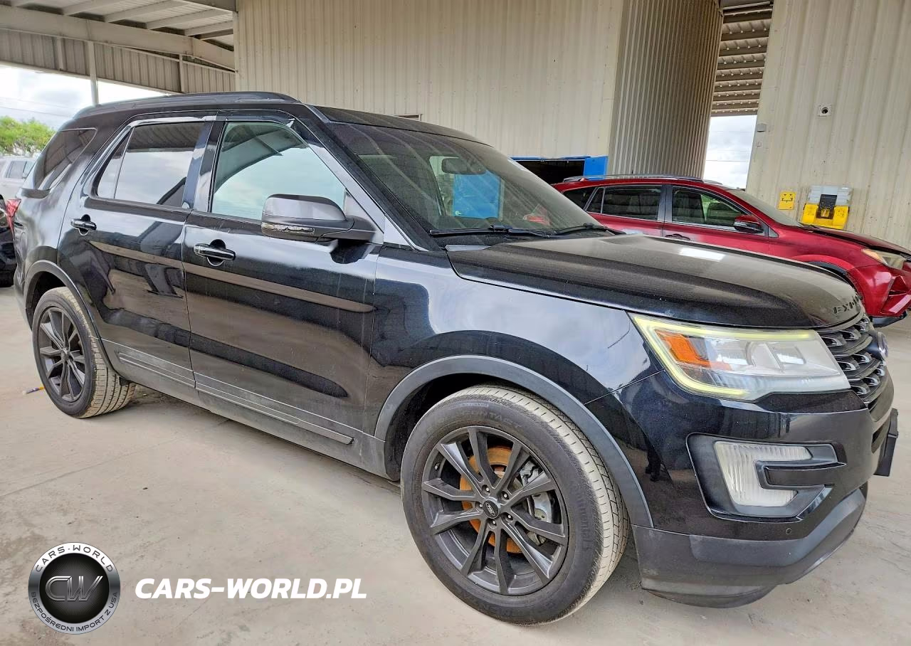2017 Ford Explorer Xlt VIN:1FM5K7DHXHGC91761 - 4