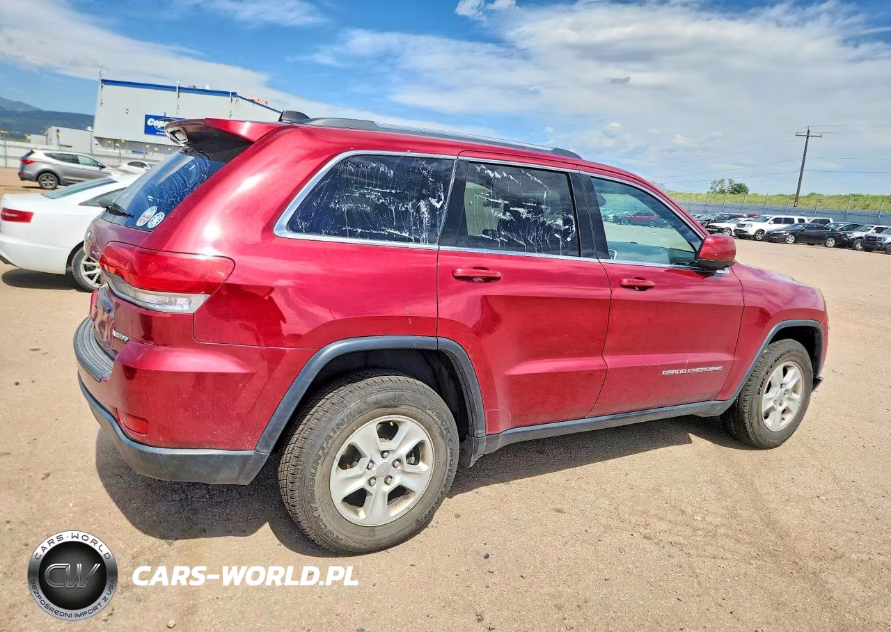 2015 Jeep Grand Cherokee Laredo VIN:1C4RJFAG6FC225260 - 3
