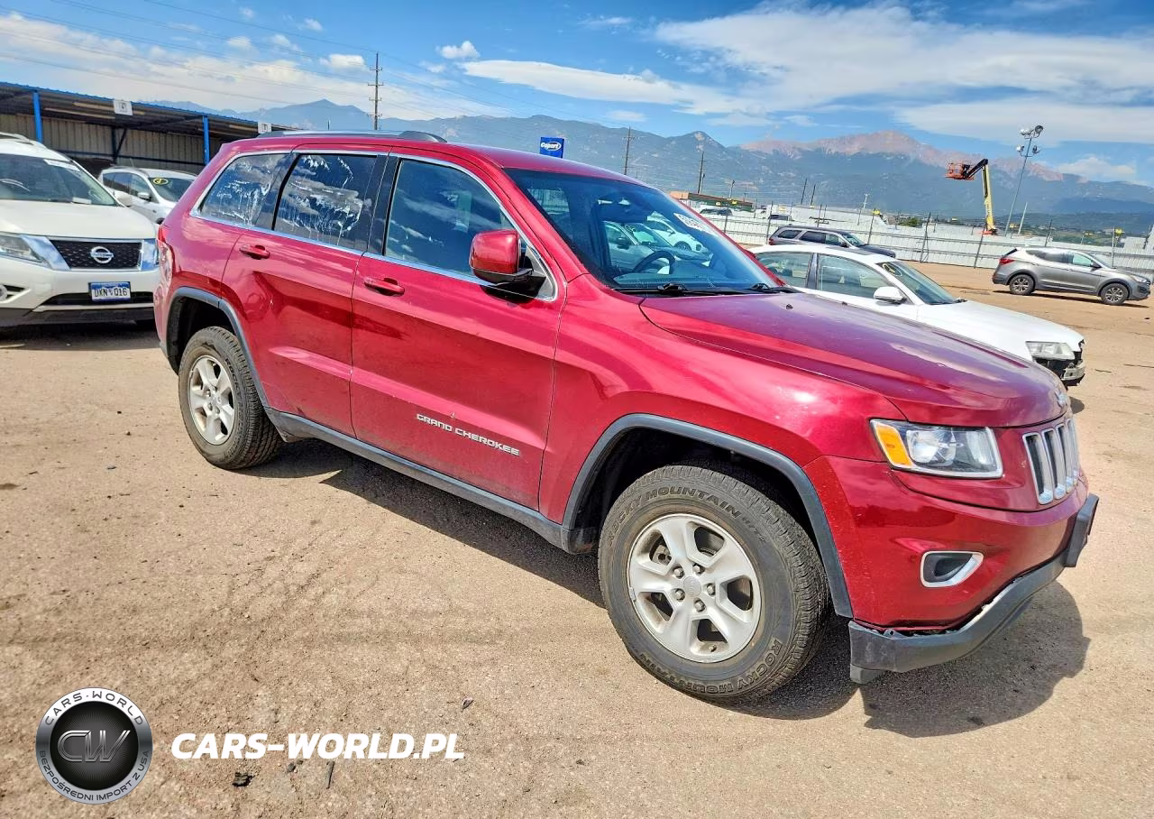 2015 Jeep Grand Cherokee Laredo VIN:1C4RJFAG6FC225260 - 4