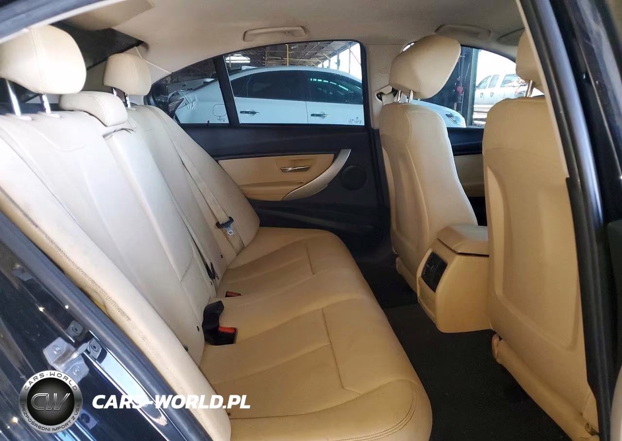 2018 BMW 320 I VIN:WBA8E1G52JNU91572 - 10