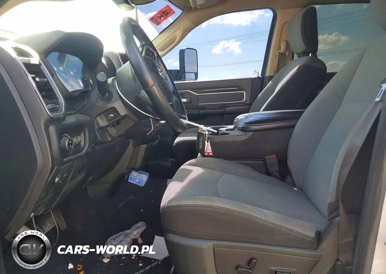 2019 Ram 2500 Big Horn VIN:3C6UR5DL7KG563853 - 7