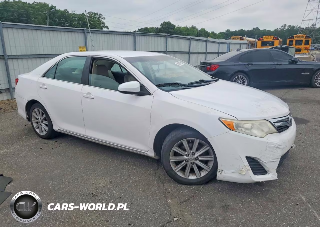 2012 Toyota Camry Hybrid Le VIN:4T1BD1FK0CU051485 - 4