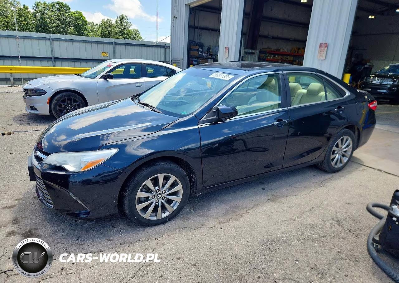 2016 Toyota Camry Xle – zdjęcie 1 z 12