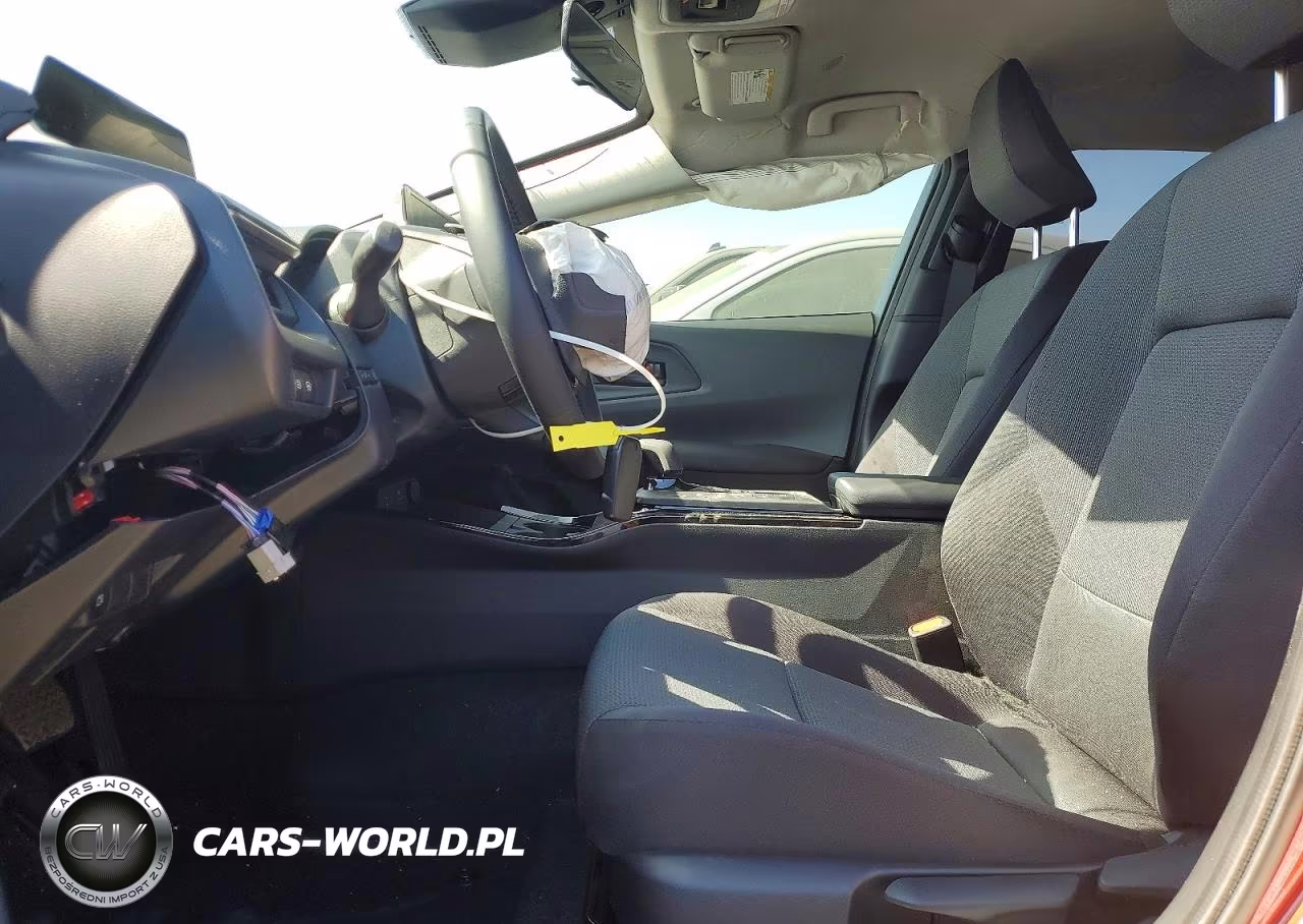 2024 Toyota Prius Le VIN:JTDACAAU6R3043384 - 7