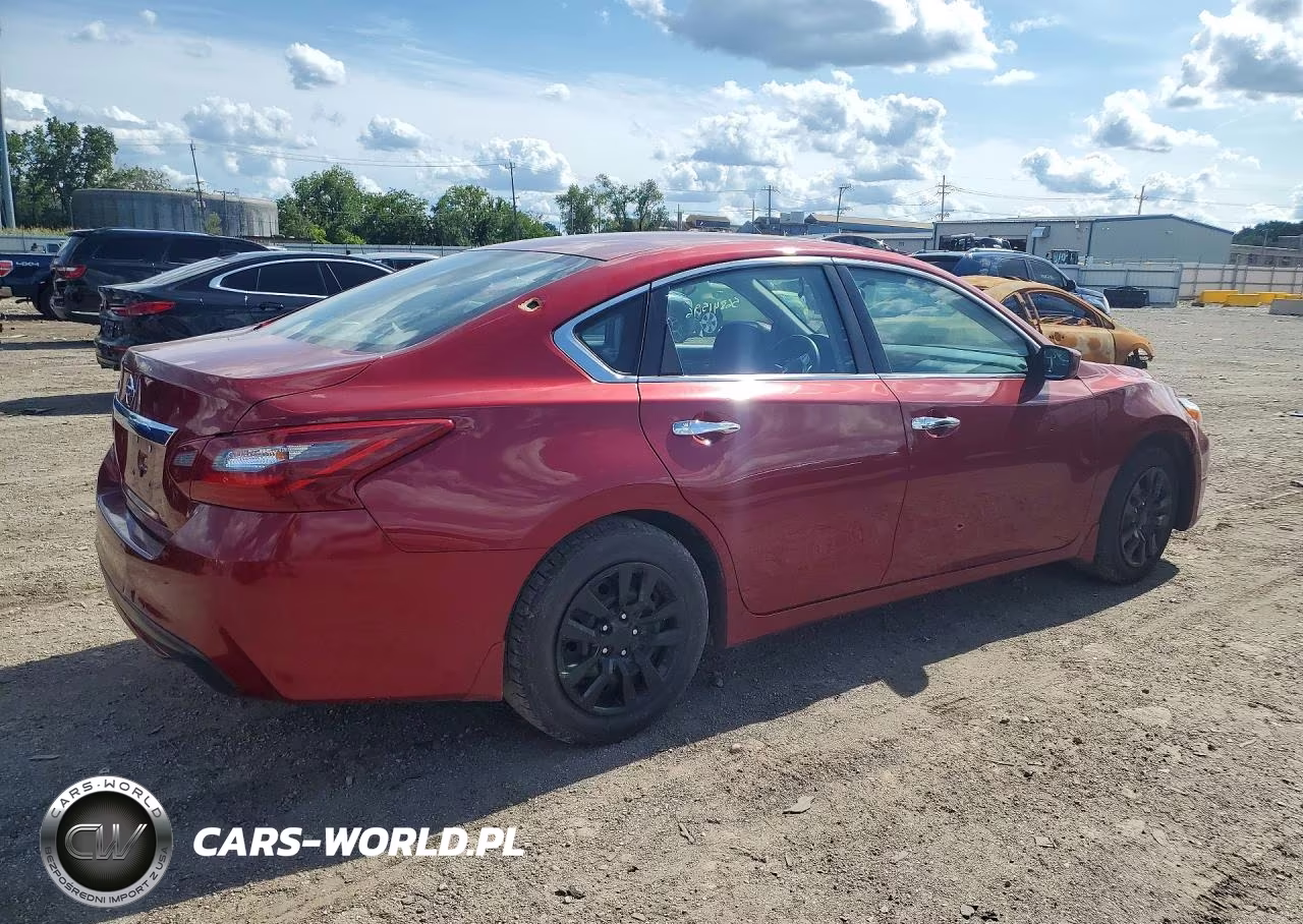2018 Nissan Altima 2.5 S VIN:1N4AL3APXJC478747 - 3
