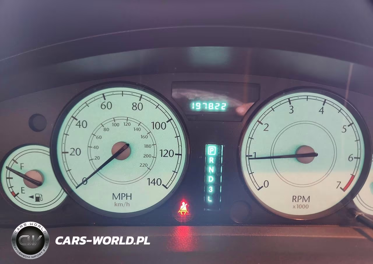 2007 Chrysler 300 VIN:2C3KA43R77H860916 - 9