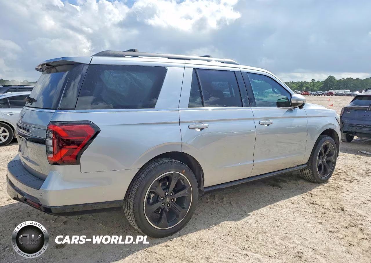 2023 Ford Expedition Limited VIN:1FMJU1K80PEA19903 - 3