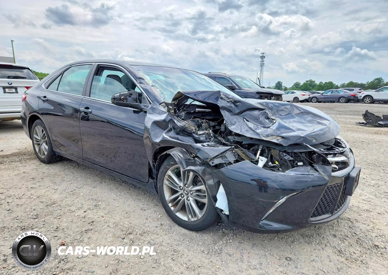 2017 Toyota Camry Se VIN:4T1BF1FK9HU449389 - 4