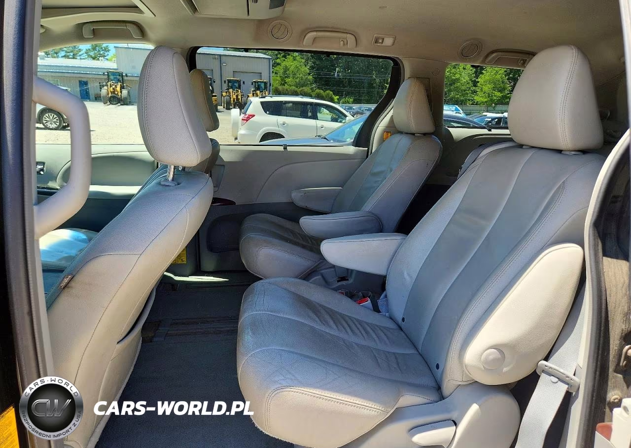 2013 Toyota Sienna Xle 8-Passenger VIN:5TDYK3DC5DS316502 - 11