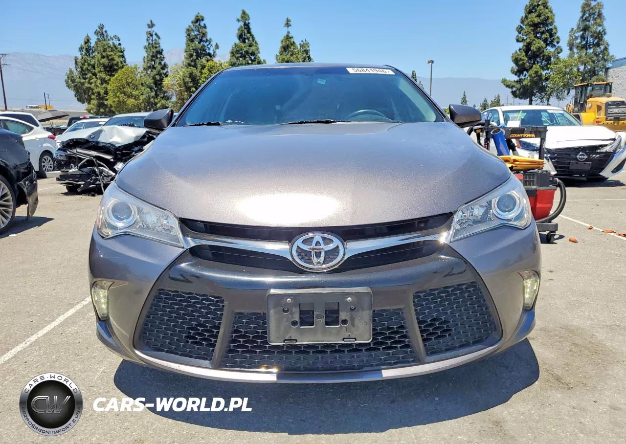 2017 Toyota Camry Xse VIN:4T1BF1FK2HU797499 - 5