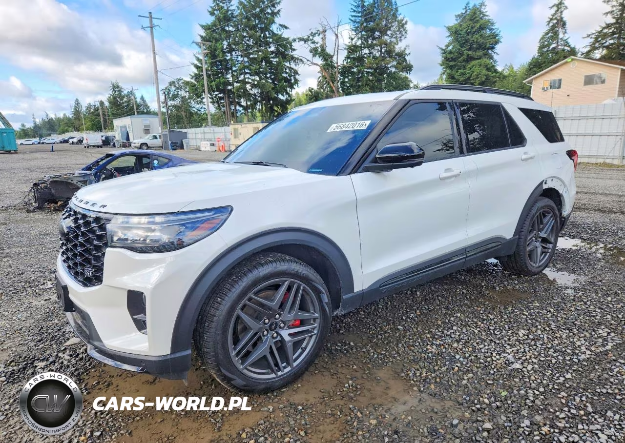 2025 Ford Explorer St – zdjęcie 1 z 13