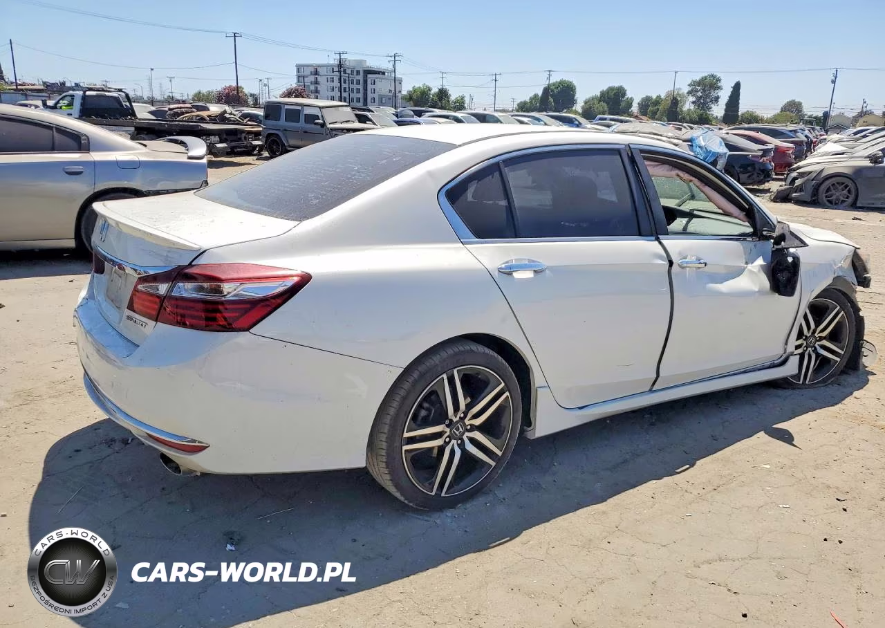 2017 Honda Accord Sport VIN:1HGCR2F56HA269306 - 3