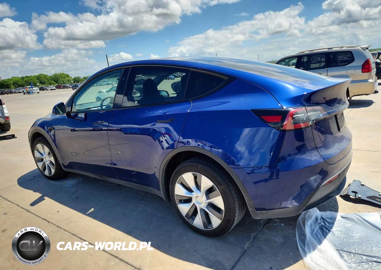 2023 Tesla Model Y VIN:7SAYGDEE6PA148160 - 2