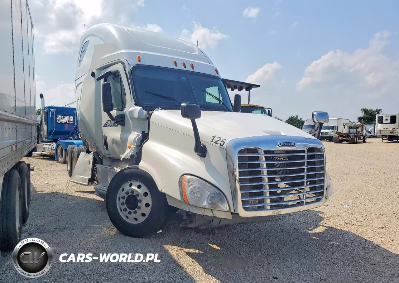 2012 Freightliner Cascadia Semi Truck