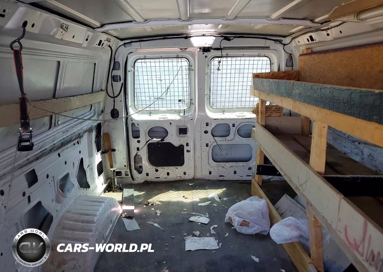 2002 Ford Econoline E150 Van VIN:1FTRE14W12HB78016 - 10