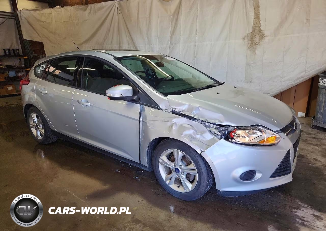 2013 Ford Focus VIN:1FADP3K22DL337096 - 4