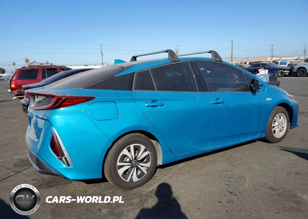 2017 Toyota Prius Prime VIN:JTDKARFP0H3059915 - 3