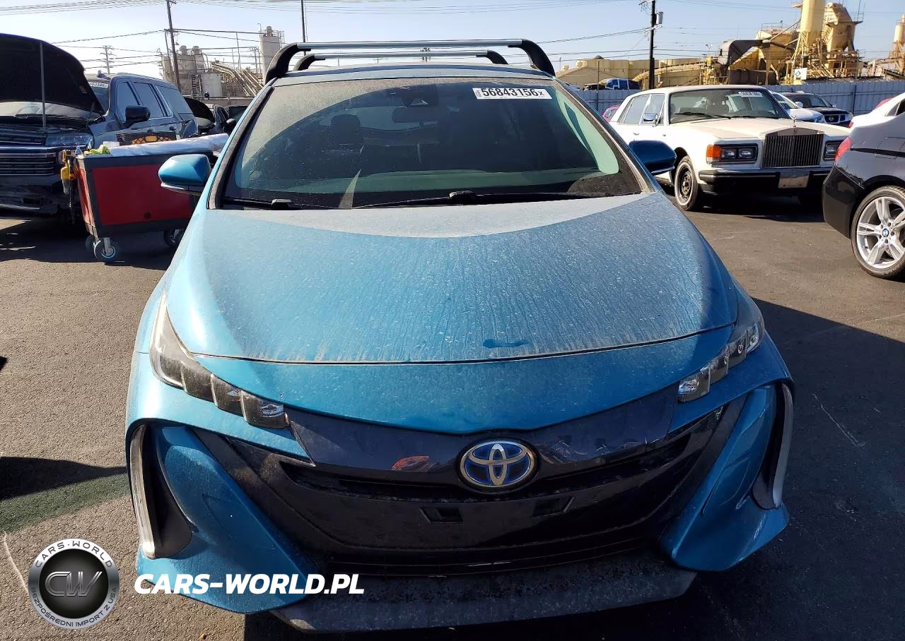 2017 Toyota Prius Prime VIN:JTDKARFP0H3059915 - 5