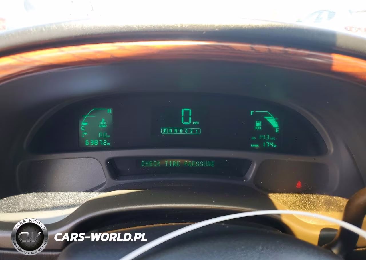 2004 Cadillac Deville VIN:1G6KD54Y84U216495 - 9