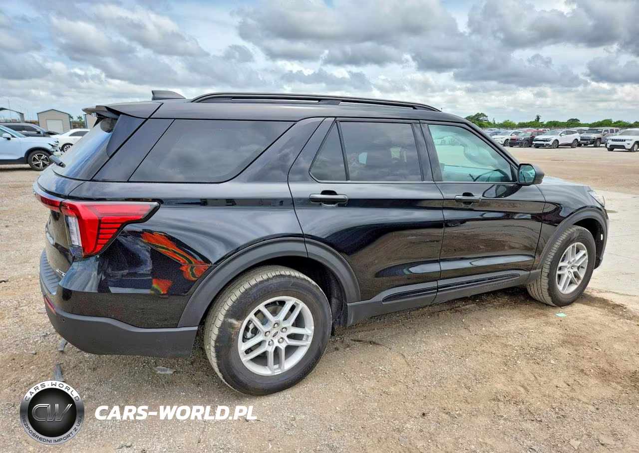 2026 Ford Explorer Active VIN:1FMUK8DH1TGB60230 - 3