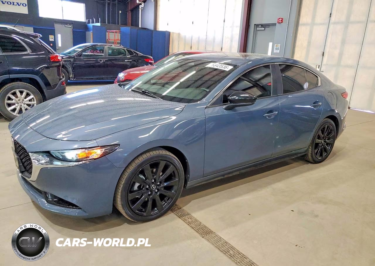 2025 Mazda 3 Preferred – zdjęcie 1 z 12