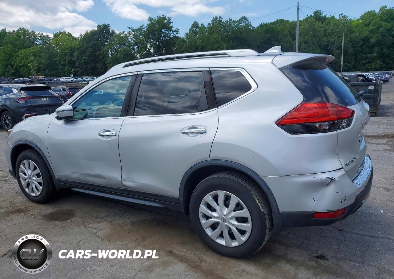 2017 Nissan Rogue S VIN:JN8AT2MV1HW001670 - 2