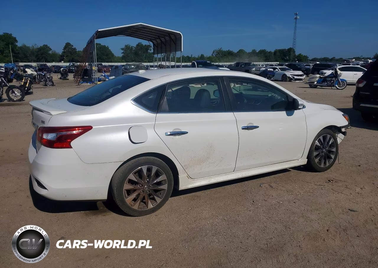 2016 Nissan Sentra Sr VIN:3N1AB7APXGY298949 - 3