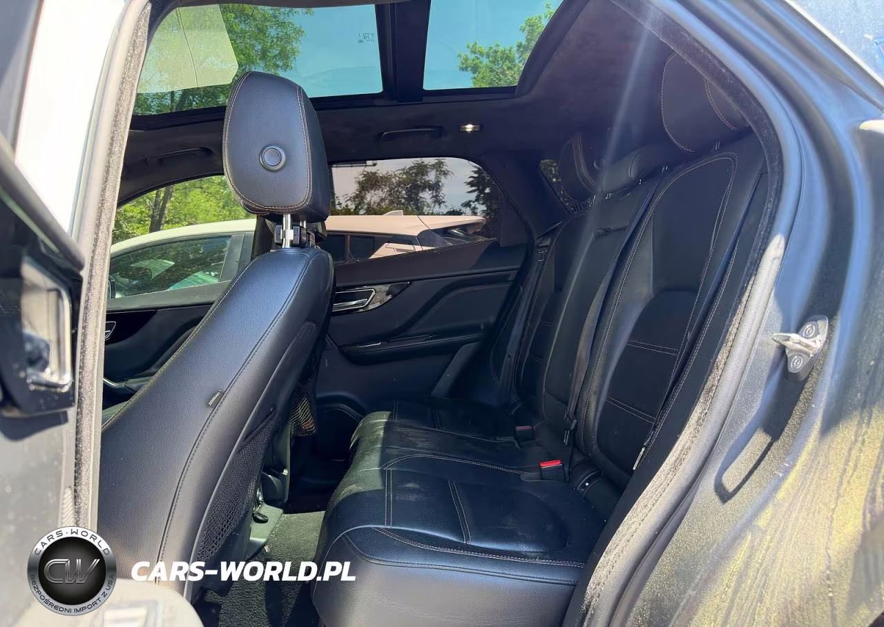 2019 Jaguar F-Pace Prestige VIN:SADCK2GX2KA601028 - 6