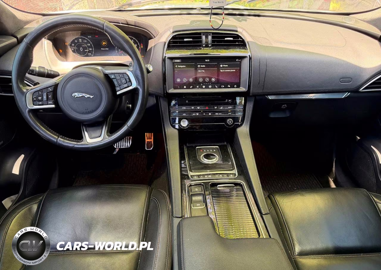 2019 Jaguar F-Pace Prestige VIN:SADCK2GX2KA601028 - 9