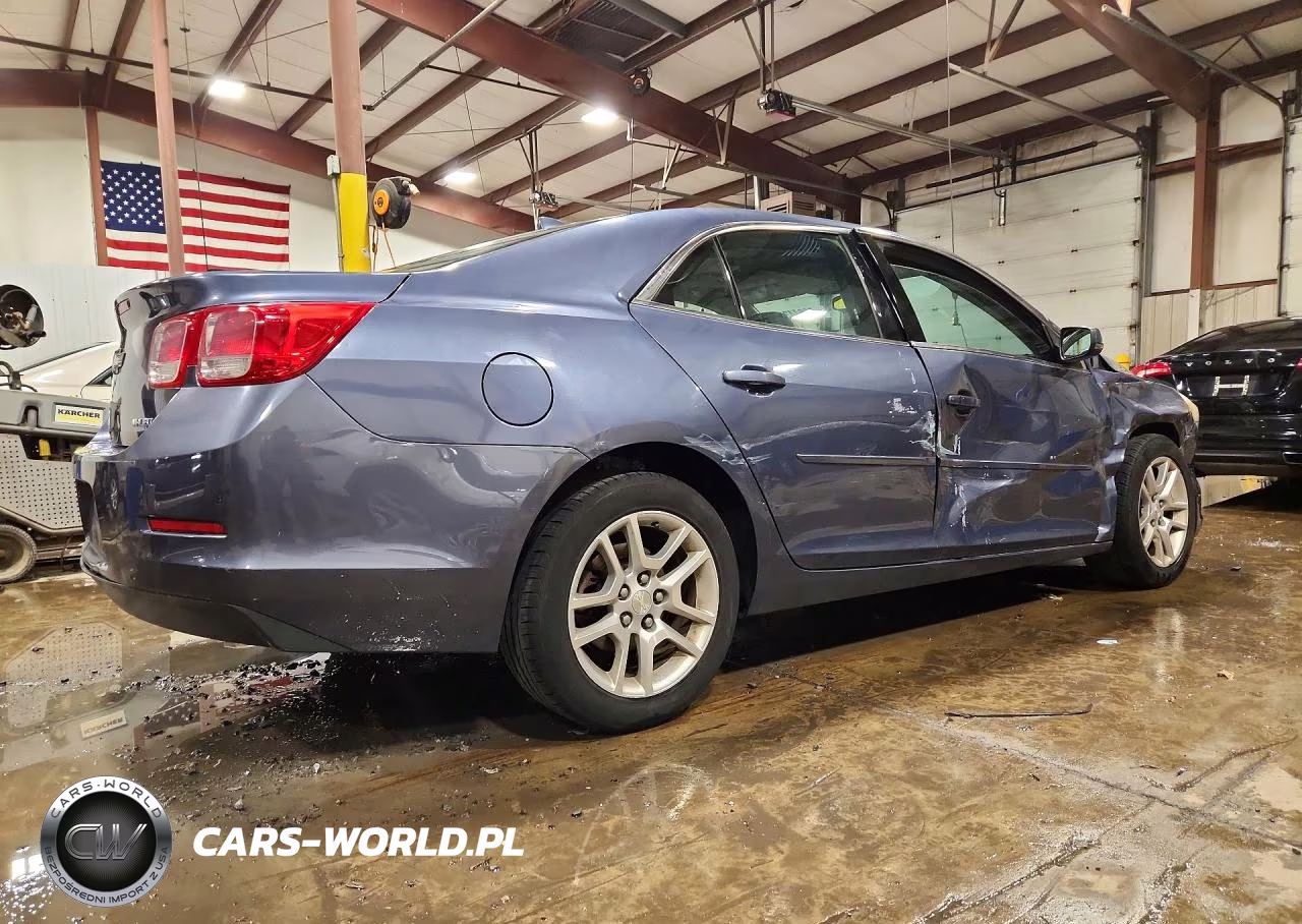 2014 Chevrolet Malibu 1Lt VIN:1G11C5SL4EF104181 - 3