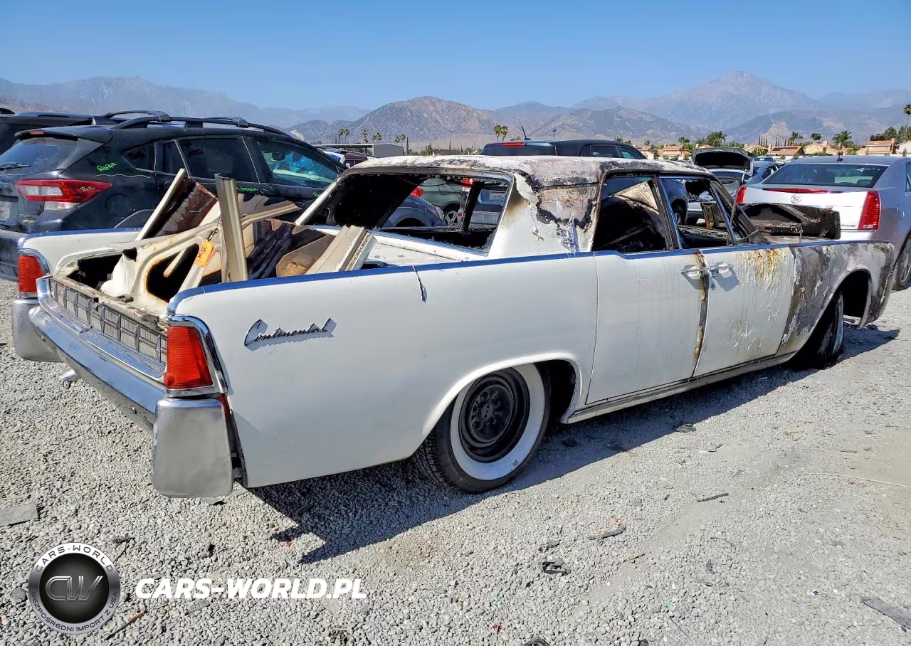 1963 Lincoln Continentl VIN:3Y82N401024 - 3