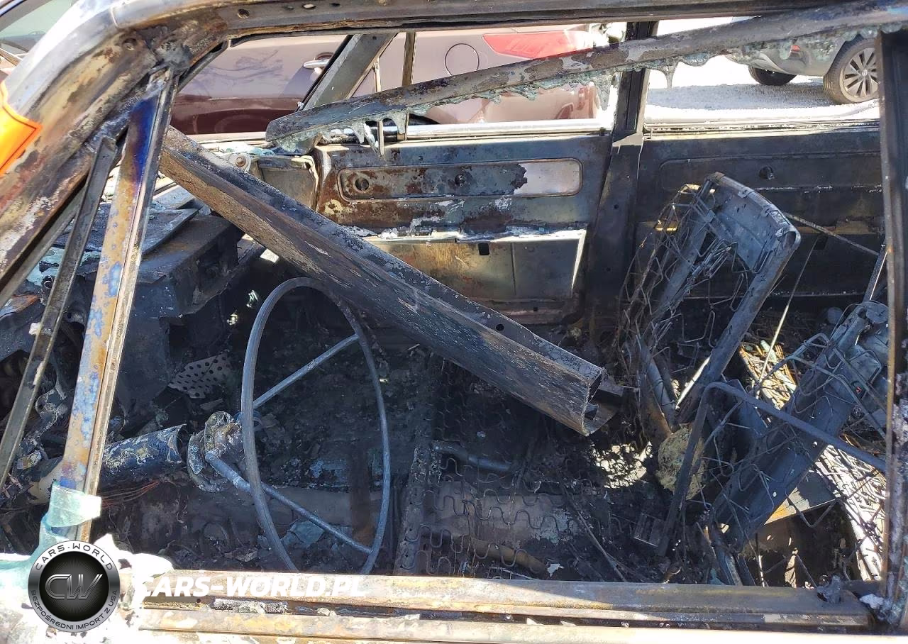 1963 Lincoln Continentl VIN:3Y82N401024 - 7