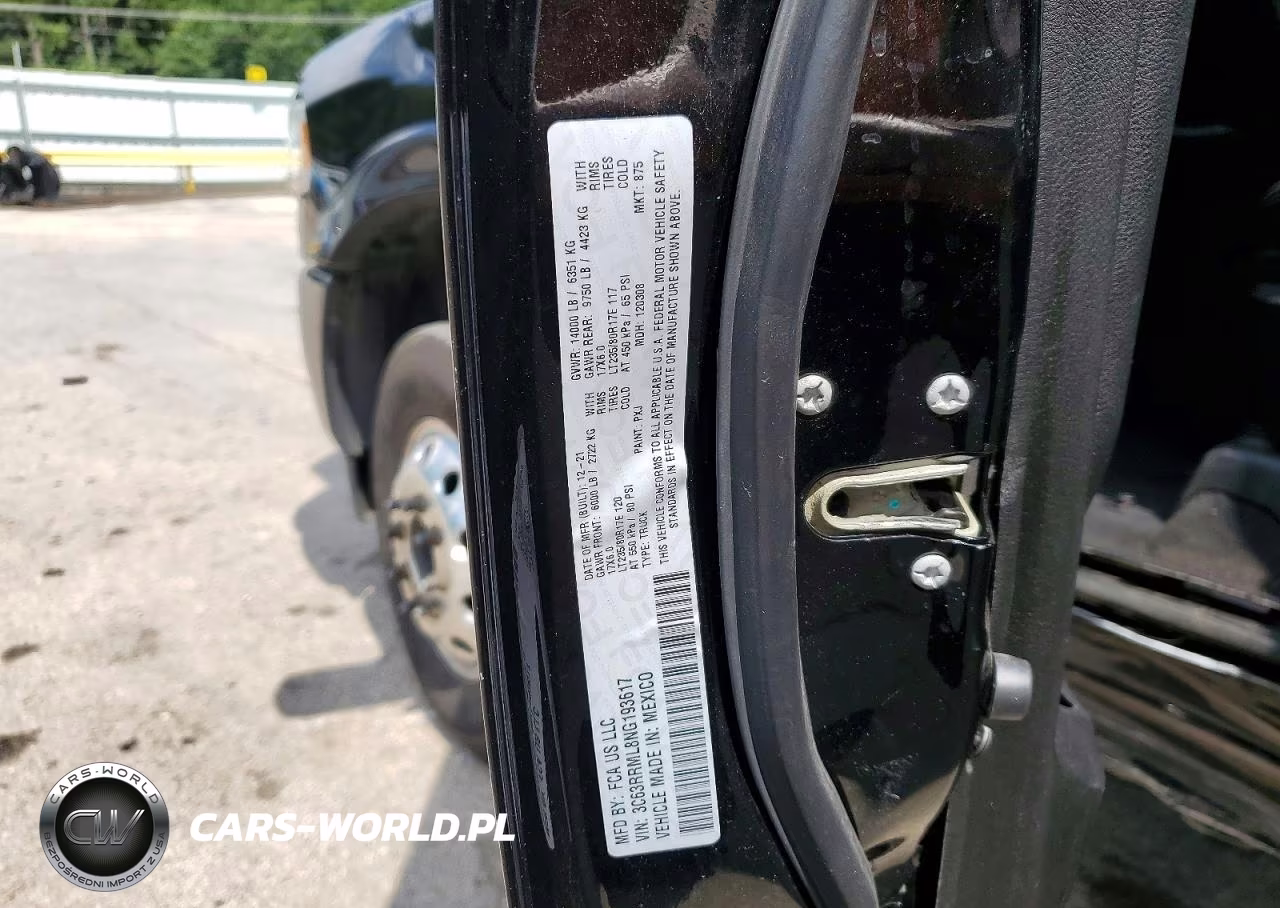 2022 Ram 3500 Laramie VIN:3C63RRML8NG193617 - 12