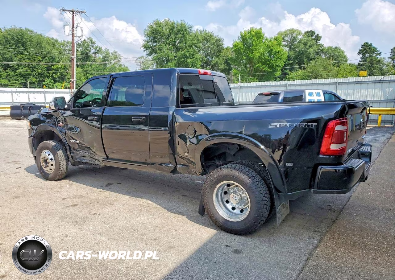 2022 Ram 3500 Laramie VIN:3C63RRML8NG193617 - 2
