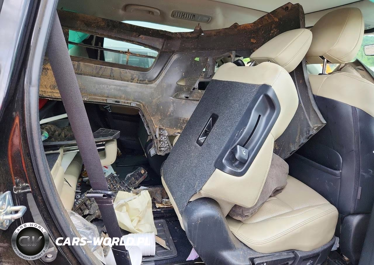 2021 Subaru Ascent Limited VIN:4S4WMAPD7M3413644 - 11