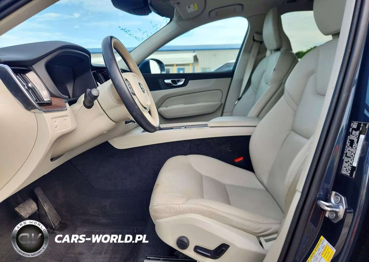 2021 Volvo Xc60 T5 Momentum VIN:YV4102RKXM1763645 - 7