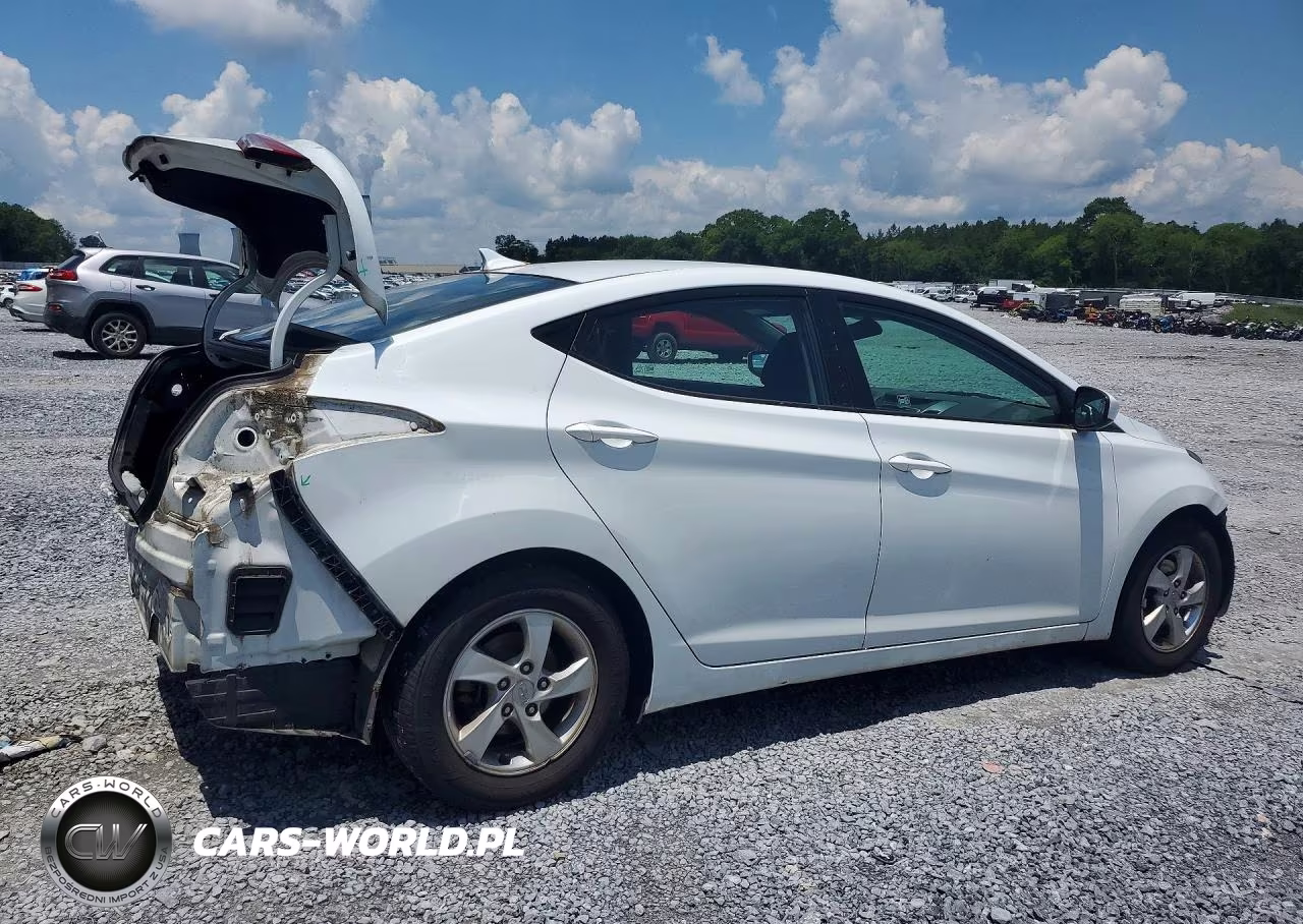 2015 Hyundai Elantra Se VIN:5NPDH4AE7FH588695 - 3