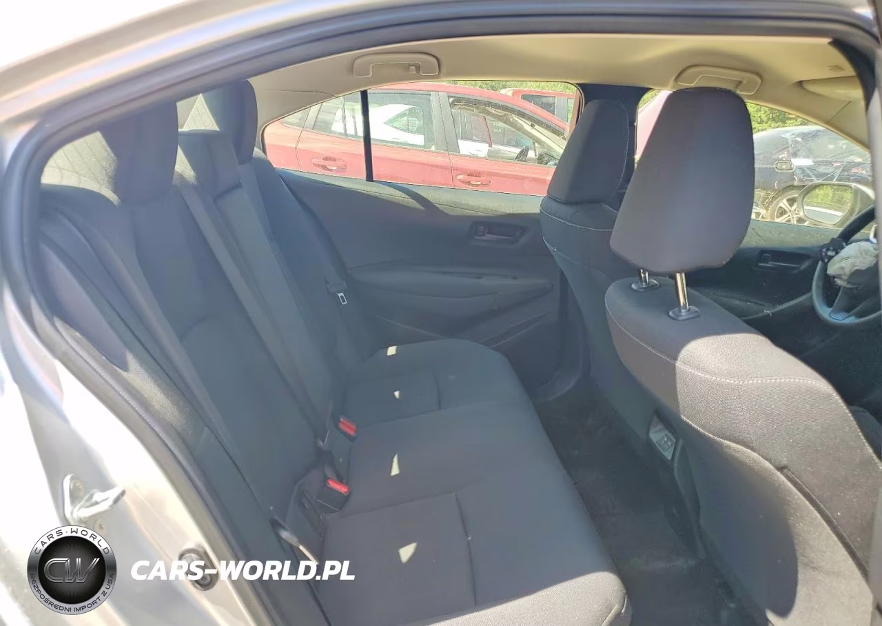 2025 Toyota Corolla Hybrid Le VIN:JTDBDMHE2S3020479 - 10