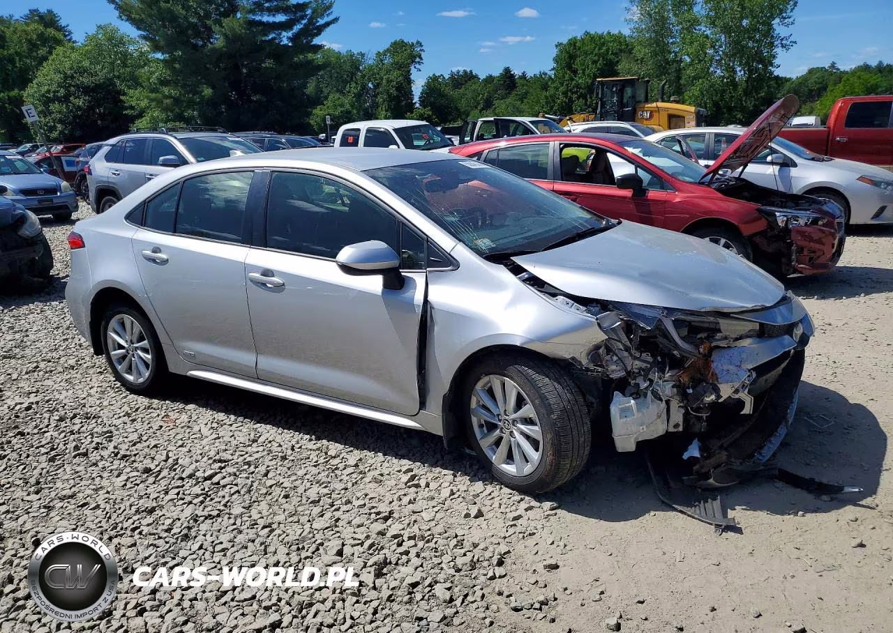 2025 Toyota Corolla Hybrid Le VIN:JTDBDMHE2S3020479 - 4