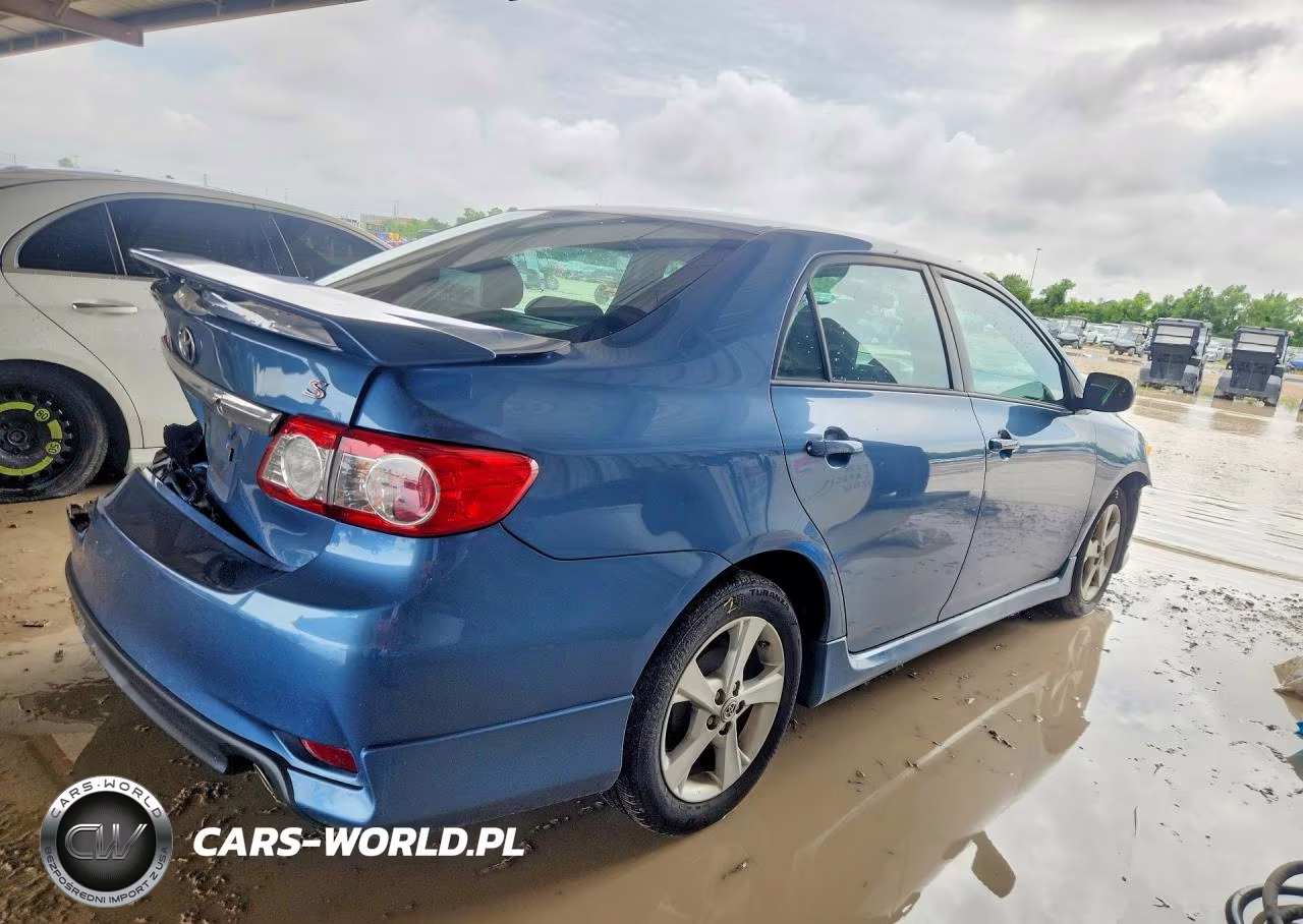2013 Toyota Corolla S VIN:5YFBU4EE6DP158671 - 3