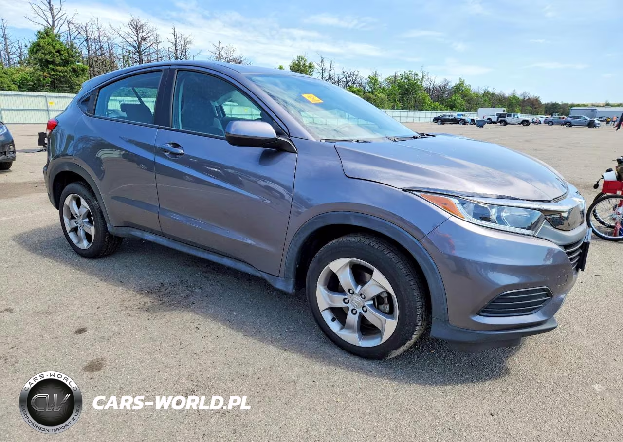 2019 Honda Hr-V Lx VIN:3CZRU6H37KG723902 - 4