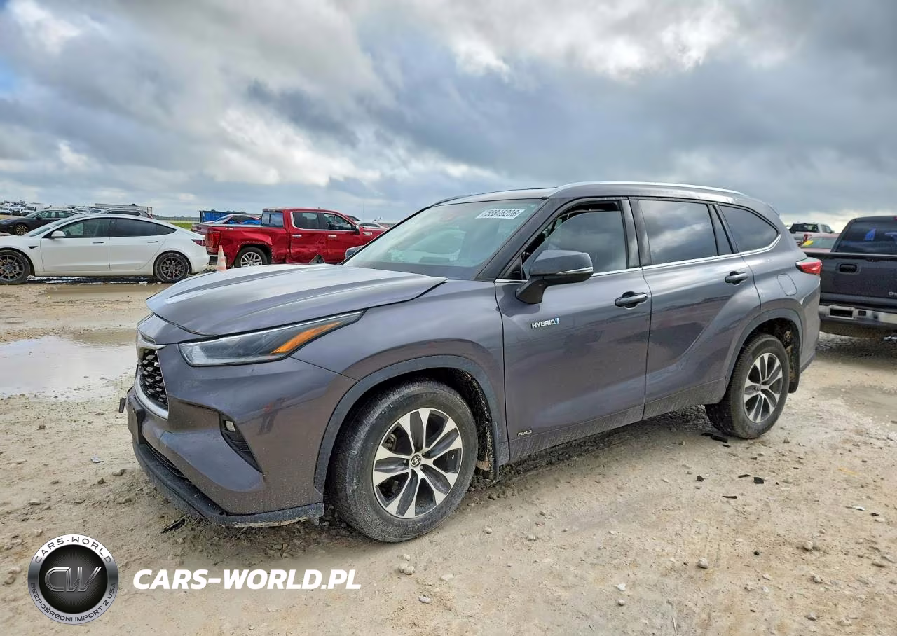 2021 Toyota Highlander Hybrid Xle