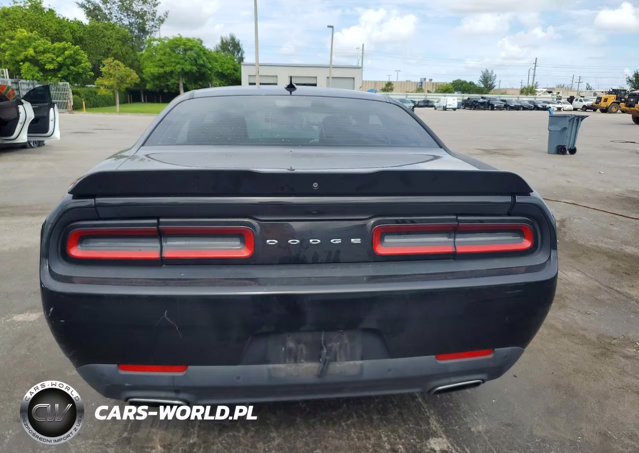 2017 Dodge Challenger Sxt VIN:2C3CDZAG0HH519742 - 6
