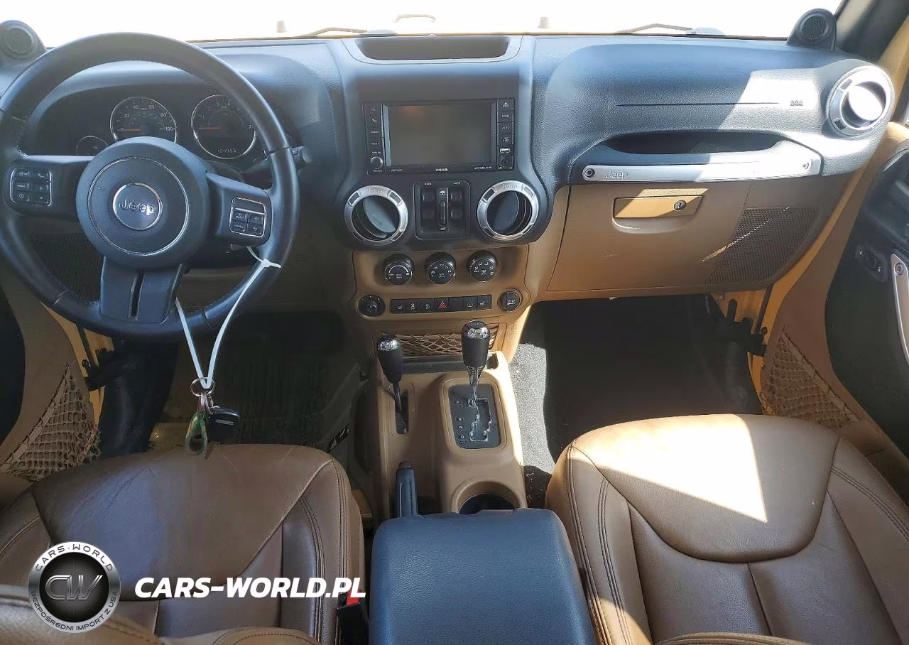 2013 Jeep Wrangler Unlimited Sahara VIN:1C4HJWEG3DL628745 - 8