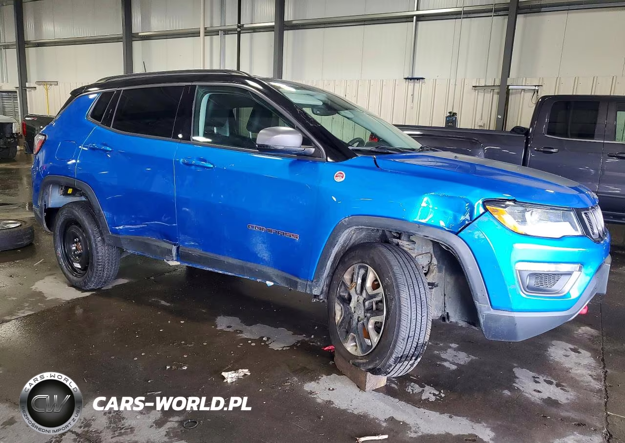 2018 Jeep Compass Trailhawk VIN:3C4NJDDB5JT343462 - 4