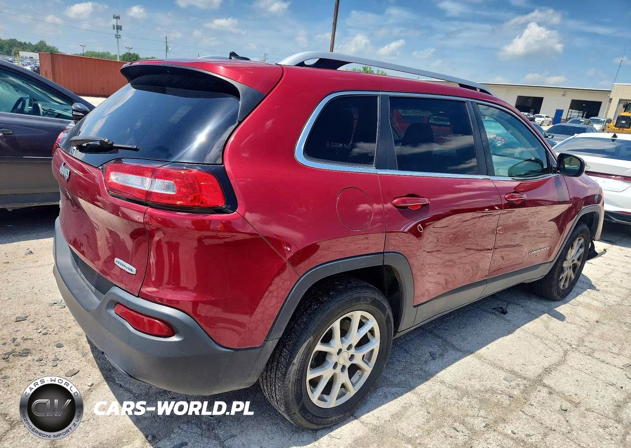 2015 Jeep Cherokee Latitude VIN:1C4PJMCB5FW726314 - 3