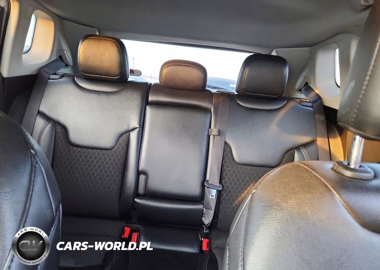 2021 Jeep Compass Latitude VIN:3C4NJDBB3MT593094 - 10