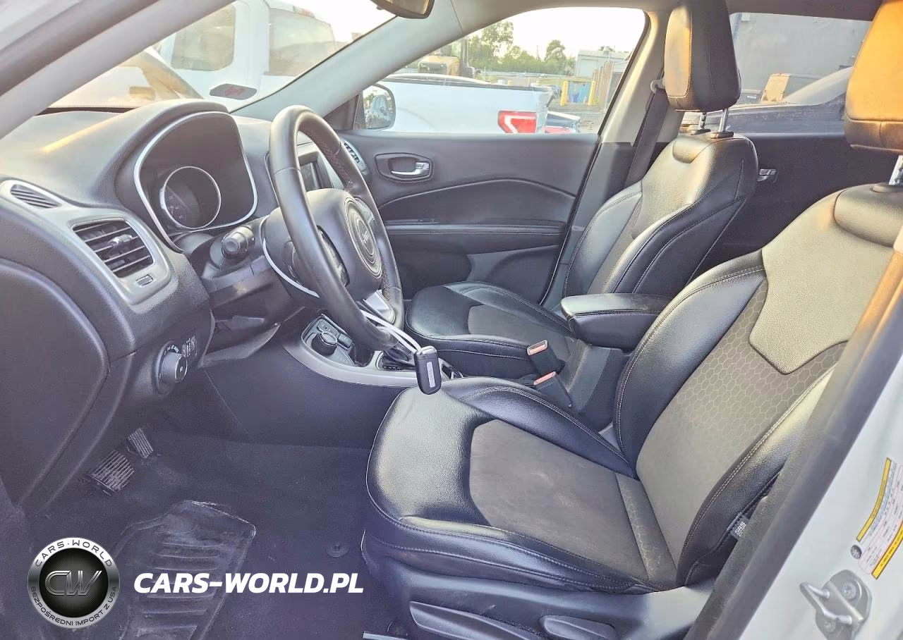 2021 Jeep Compass Latitude VIN:3C4NJDBB3MT593094 - 7