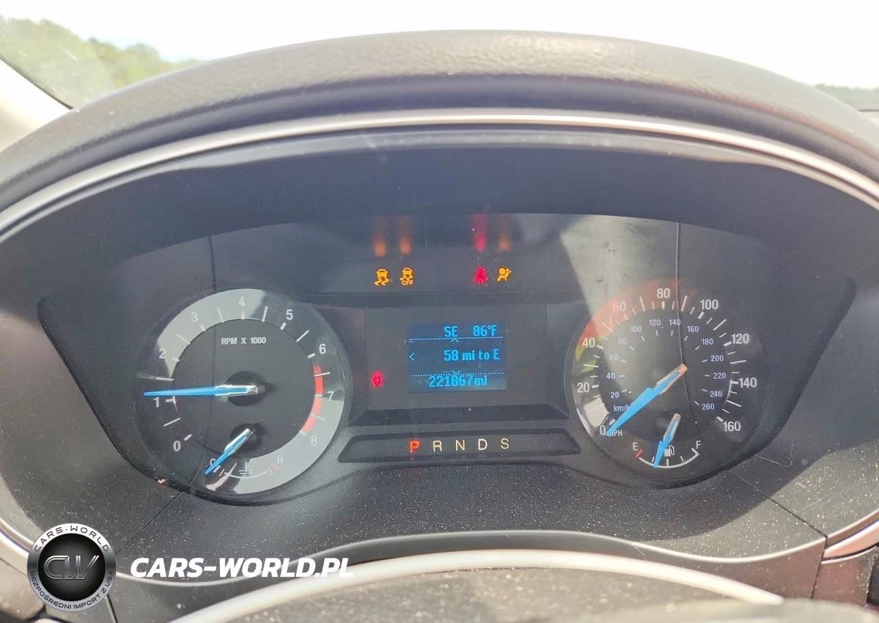 2014 Ford Fusion S VIN:3FA6P0G72ER108092 - 9